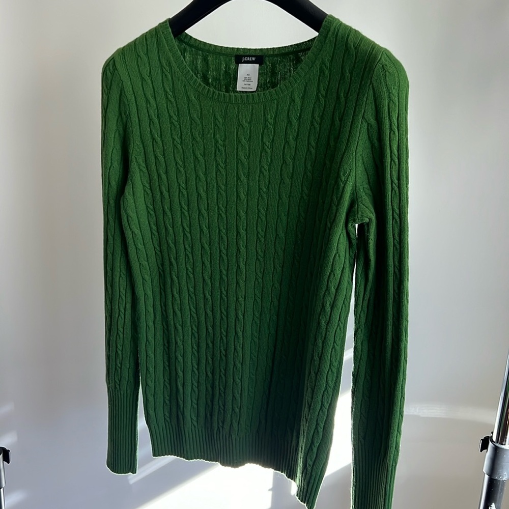 J.Crew women's size XS green cable knit sweater